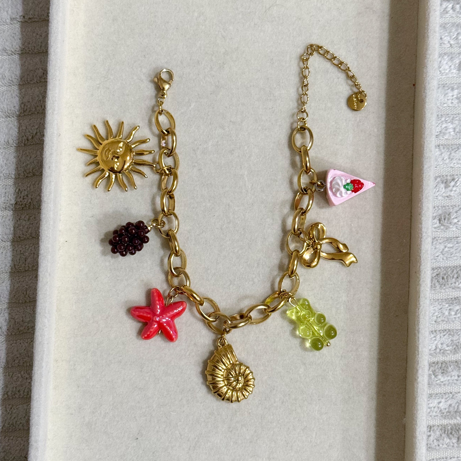 BRACELET PERSONNALISABLE 7 CHARMS