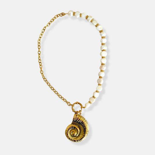 COLLIER AMAYA-1